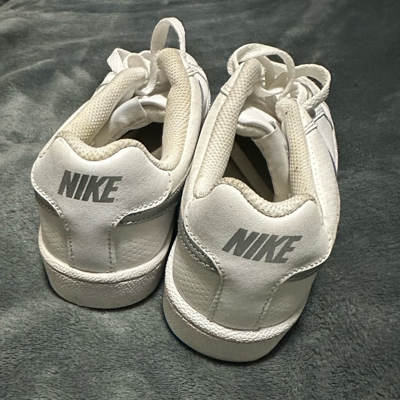 Nike Cortez - Picture 4 of 6